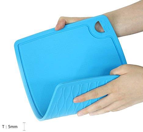 Liflicon Thick Silicone Cutting Board 12.6'' x 9.1'' Foldable & Flexible Design - Image 2