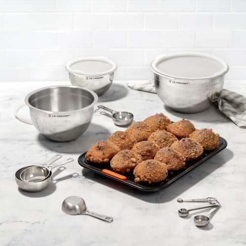 Le Creuset Stainless Steel Measuring Cups - Image 6