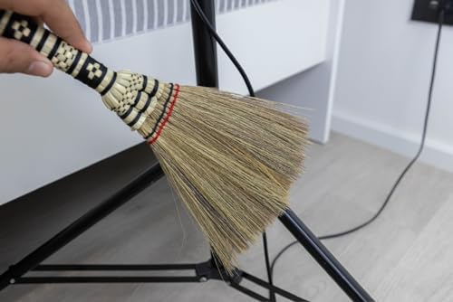 – Small Whisk Broom Handheld Brush Whisks Away Dust, Dirt & Debris Brush Head - Image 6