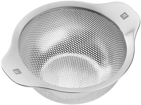 Zwilling 6.2-inch 18/10 Stainless Steel Strainer - Image 6