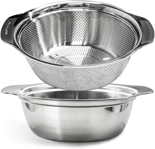 Stainless Steel Colander, 3.5 QT Metal Strainer by WanFluvior