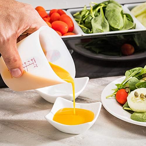 Restaurantware Silicone Cup Measuring Cup, 3.5 x 2.5 x 4.5 In - Image 3