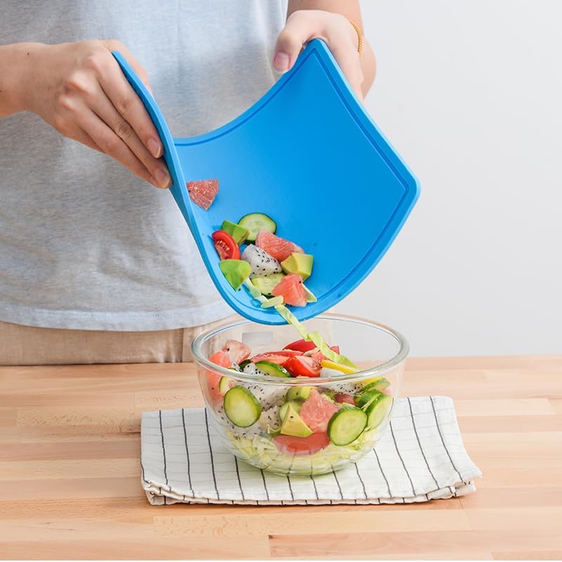 Liflicon Thick Silicone Cutting Board 12.6'' x 9.1'' Foldable & Flexible Design - Image 6