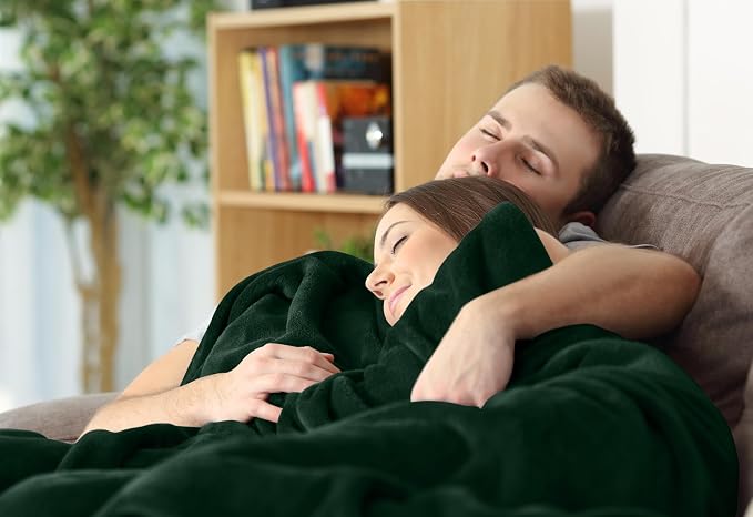 Utopia Bedding Soft Fleece Bed Blanket Queen Size Forest Green | Microfiber - Image 7